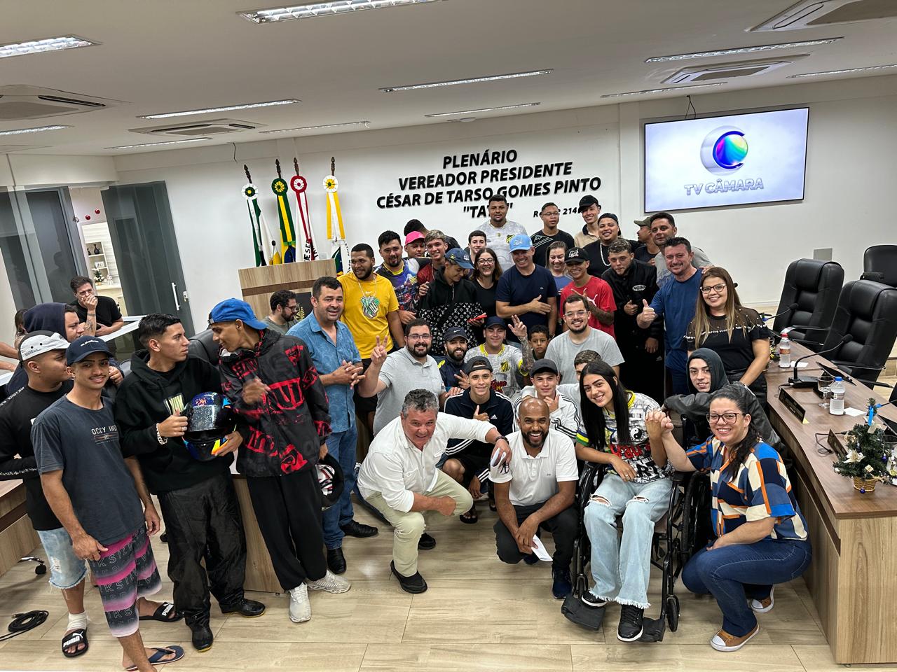 Câmara Municipal aprova projeto de lei de autoria de Walderrama e reconhece o ‘Whelling’ como modalidade esportiva em Extrema