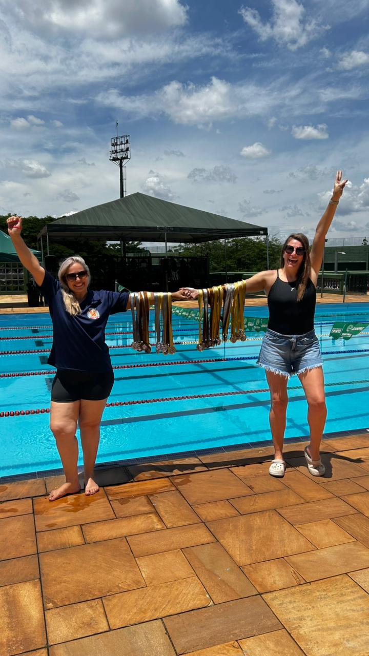 Equipe Master de Natação de Extrema encerra temporada de competições com recorde de 53 medalhas conquistadas na 3ª etapa da ARN, em Paulínia