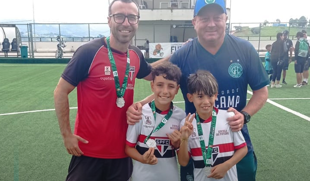 Copa de Futebol de Base estreia em Extrema, reúne jovens talentos locais e regionais e impulsiona dois atletas extremenses para avaliação em grande clube