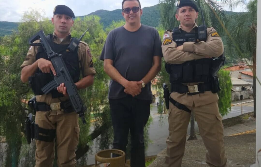 Polícia Militar prende dupla envolvida em furto de botijão de gás em igreja católica e recupera um dos oito itens furtados