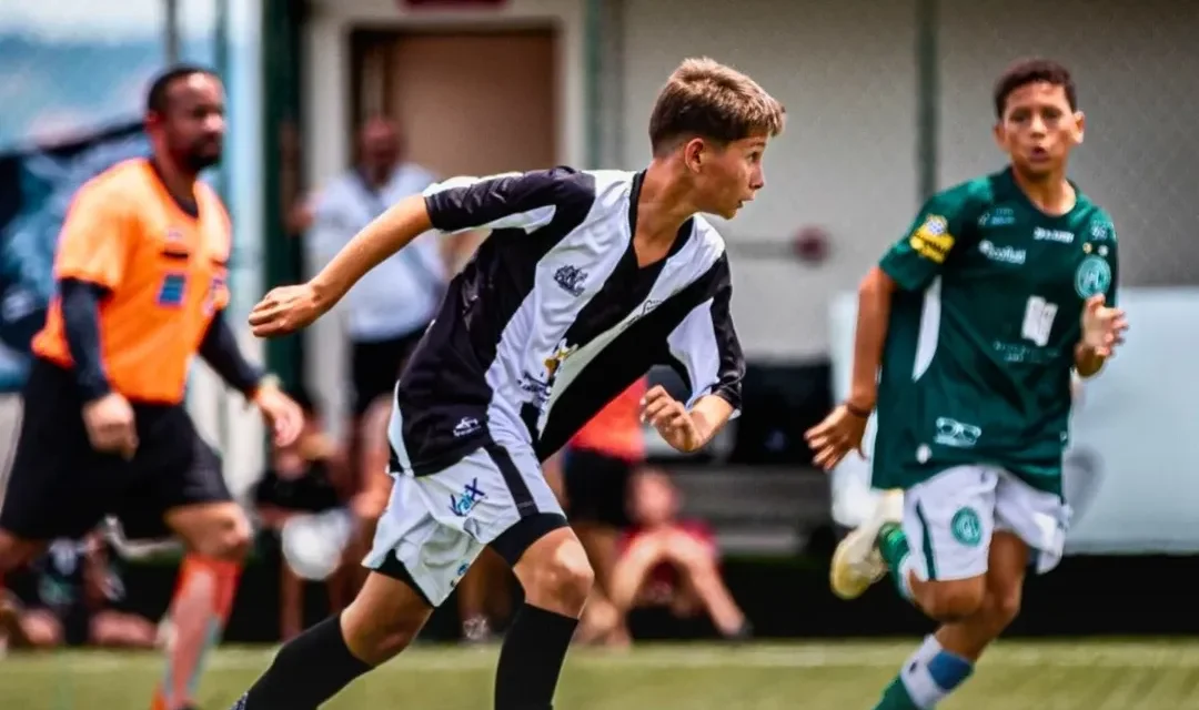 Atletas de Extrema e região se enfrentam em amistosos de futebol e futsal, nesta semana, no campo do Extrema F.C e no Ginásio Poliesportivo