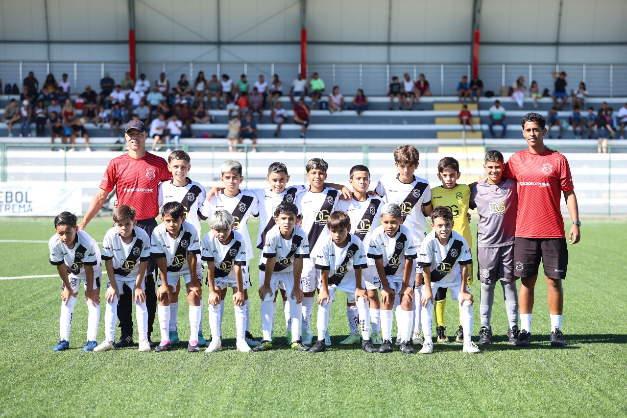 Extrema F.C realiza amistosos intensos contra equipe paulista ‘Prata da Casa’ e se prepara para enfrentar o time do Sub15 do Corinthians nesta semana