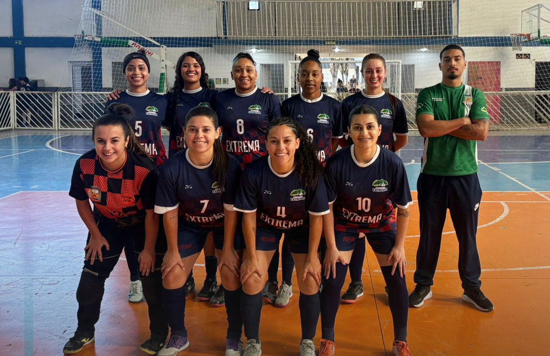 Equipe adulta de futsal feminino estreia nos Jogos da Juventude (JOJU) e garante importante resultado na fase de grupos