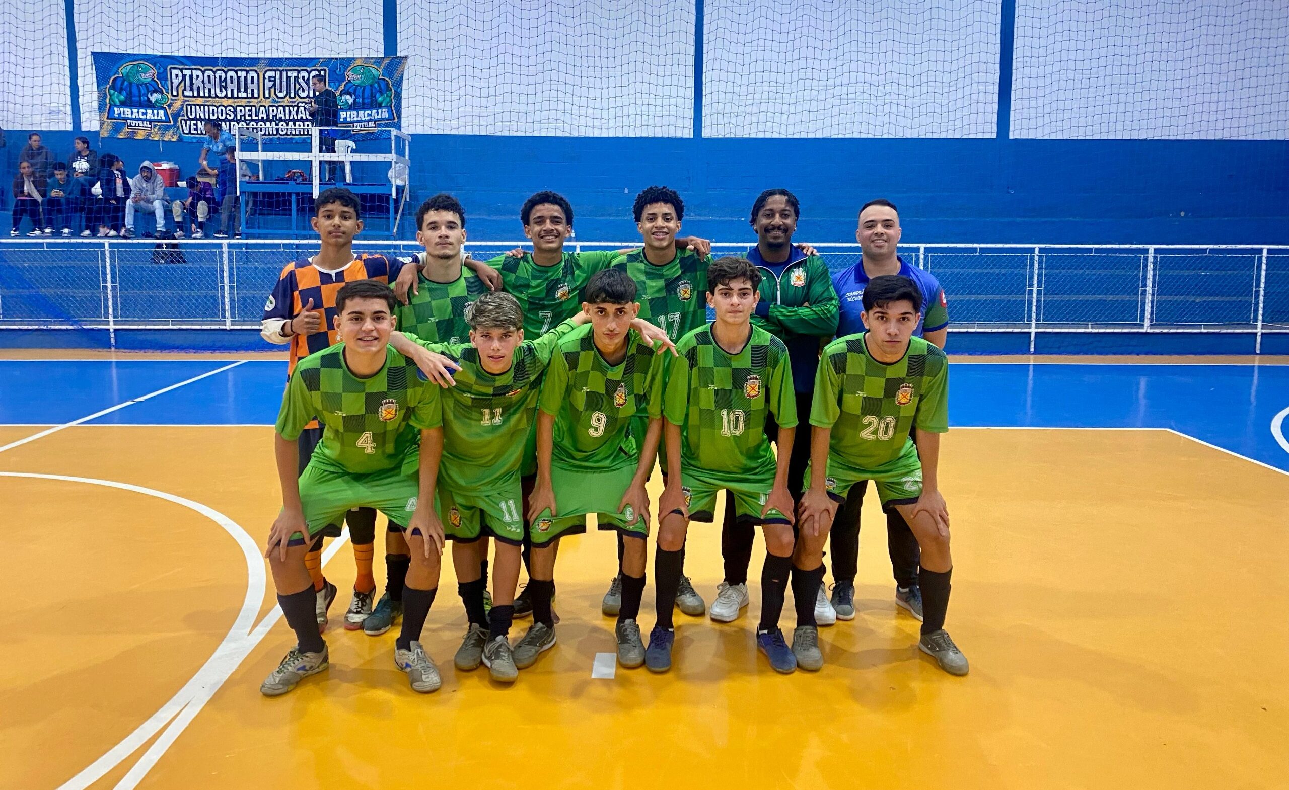Três equipes de Extrema garantem vaga na final do Piracaia Cup Futsal
