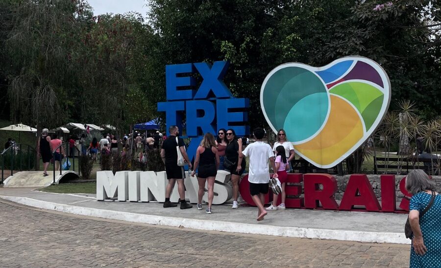 ‘Domingo na Cachoeira do Salto’ atrai 1.700 visitantes em um evento repleto de contato com a natureza, atividades de conscientização e muita diversão