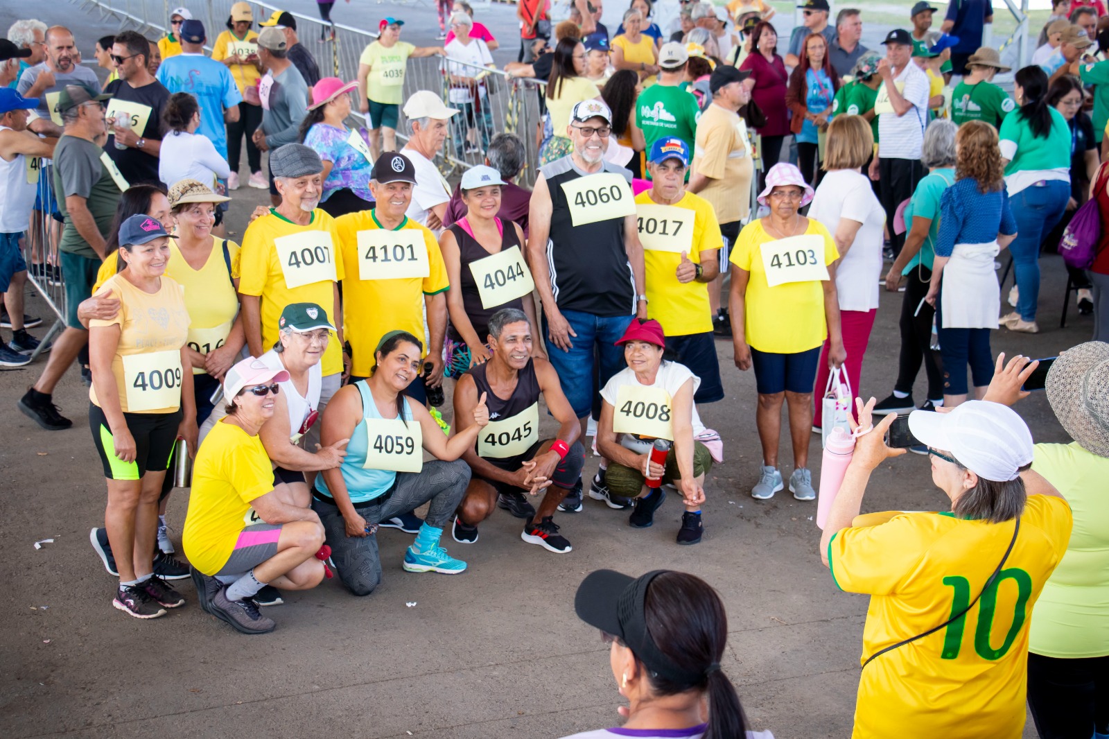 4K Run 50+: eMulti promove Corrida da Terceira Idade em celebração ao Dia Nacional do Idoso e reúne 300 corredores no Parque de Eventos