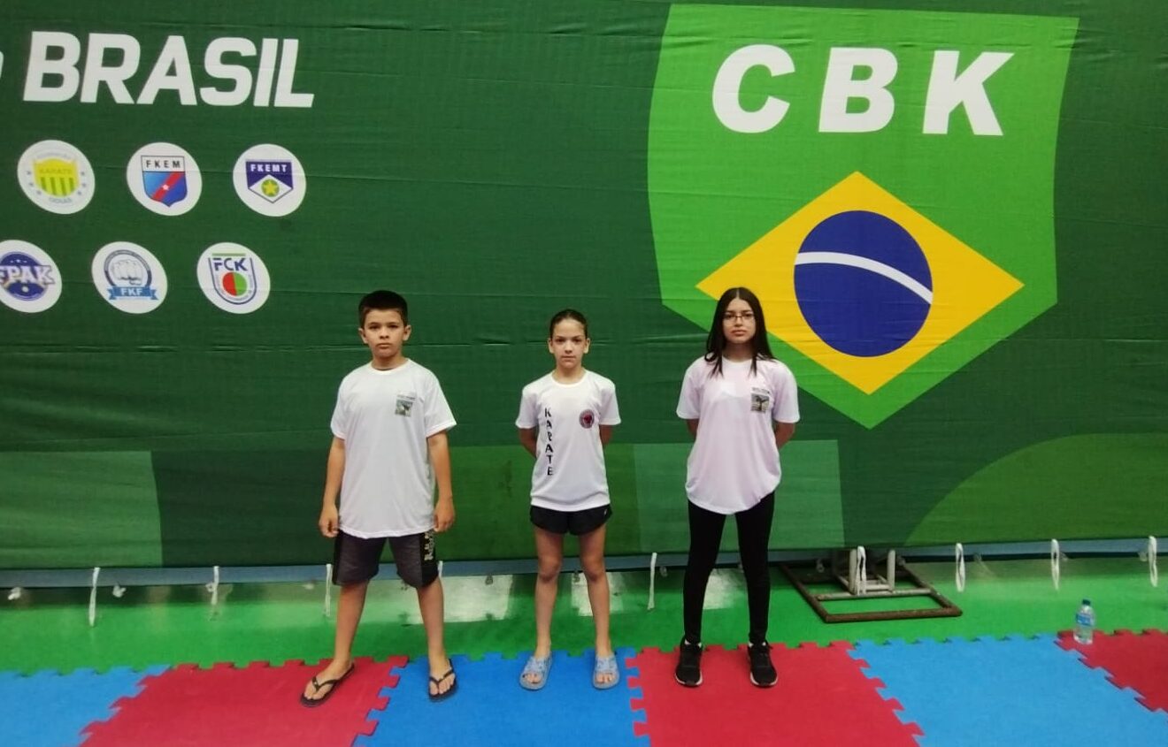 Jovem carateca de Extrema disputa etapa final do Campeonato Estudantil de Karatê em João Pessoa e conquista o título de vice-campeão nacional
