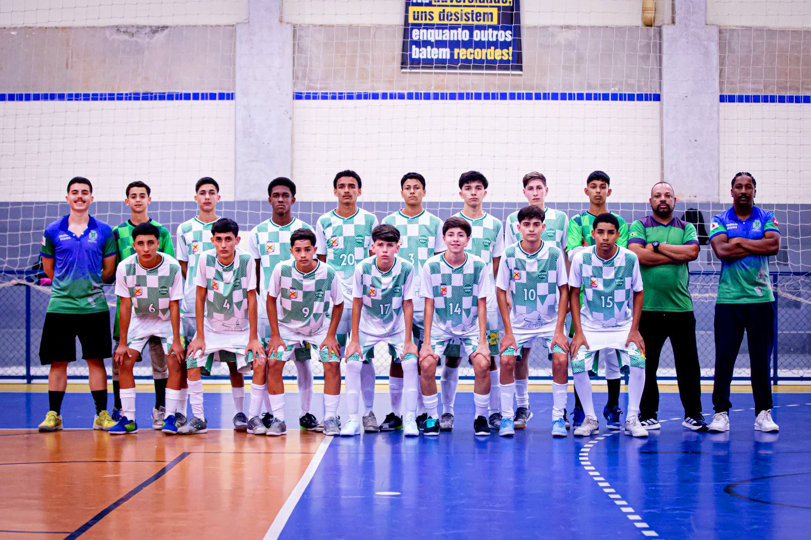 Times de Extrema seguem fortes e avançam para as quartas de final da Liga Paulista de Futsal