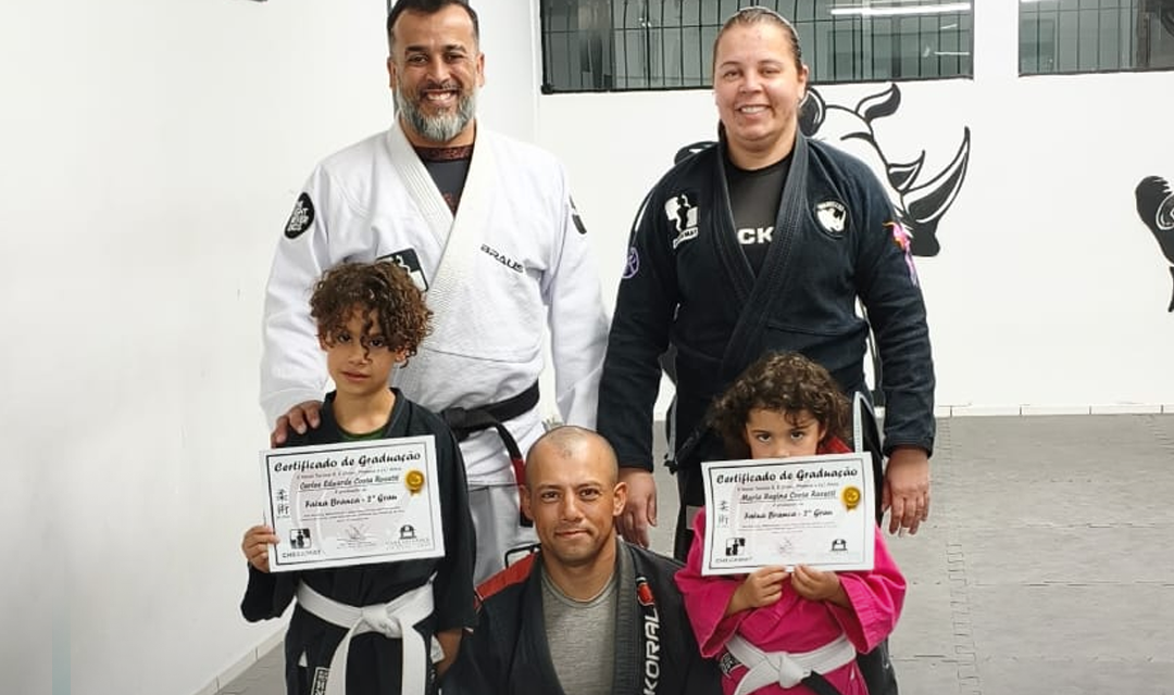 A jovem promessa extremense do Jiu-Jitsu, Dudu Rosatti, brilha no Campeonato Mundial e conquista medalha de bronze para Extrema