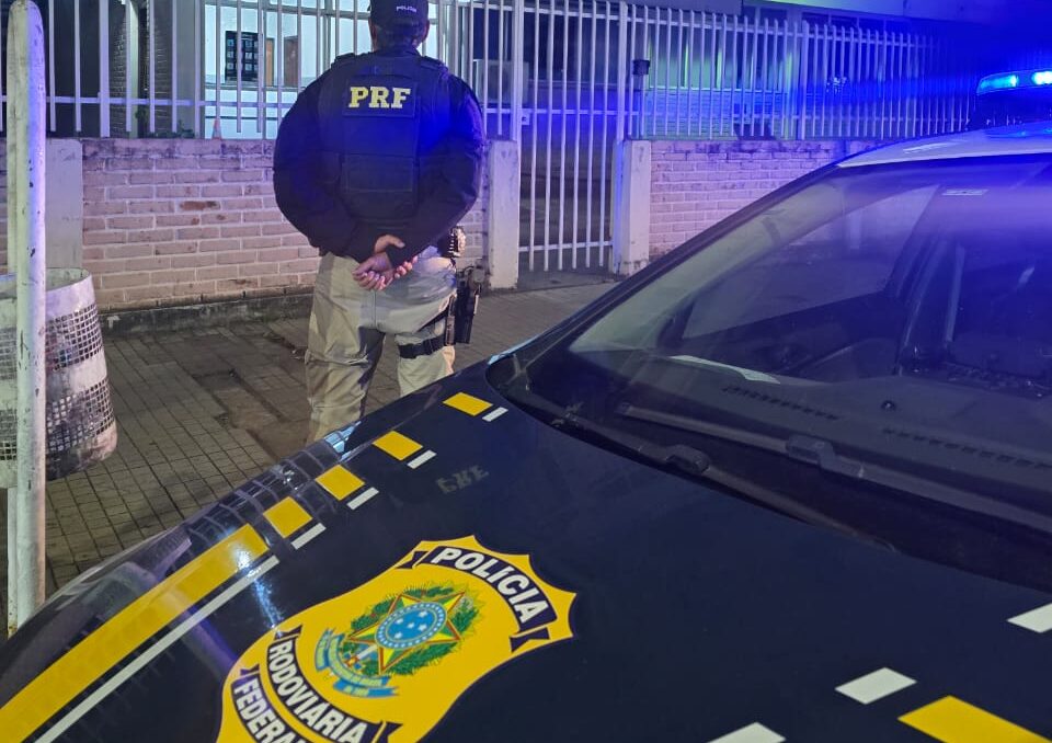 Dois homens são presos após furtos cometidos nas lojas da Centauro em Extrema e na Renner em Bragança Paulista